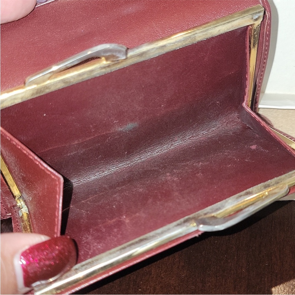 Authentic Cartier kisslock wallet - Picture 8 of 9